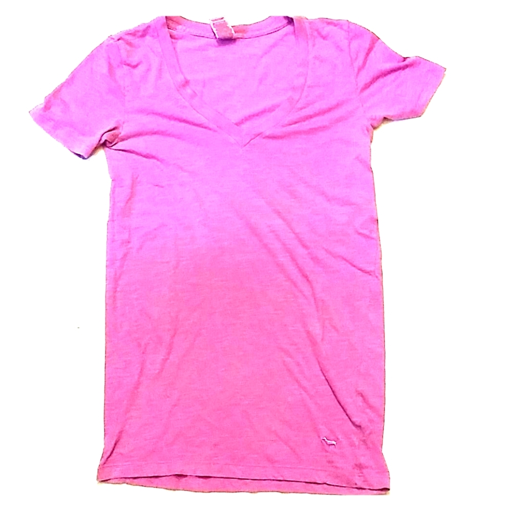 Womens Victoria Secret PINK t-shirt XS purple